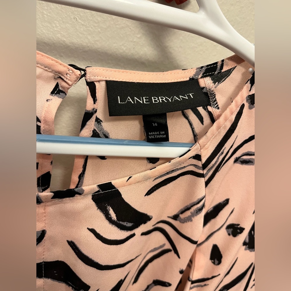 Lane Bryant Pink Abstract Faux Wrap Career… - Picture 6 of 8